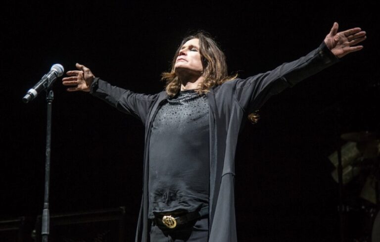 image Ozzy θα ζεις για πάντα: Σύσσωμη η παγκόσμια μουσική σκηνή αποχαιρέτησε τον «πρίγκιπα του σκότους»