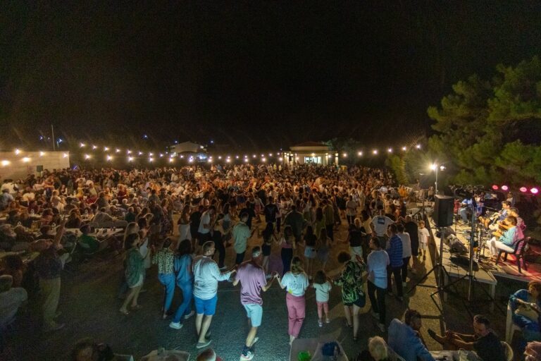 image Πολιτιστικός Σύλλογος Ρουσσοπουλίου «Τριβόλια»:Ένα γλέντι με Παράδοση, Κοινότητα και Πολιτισμό