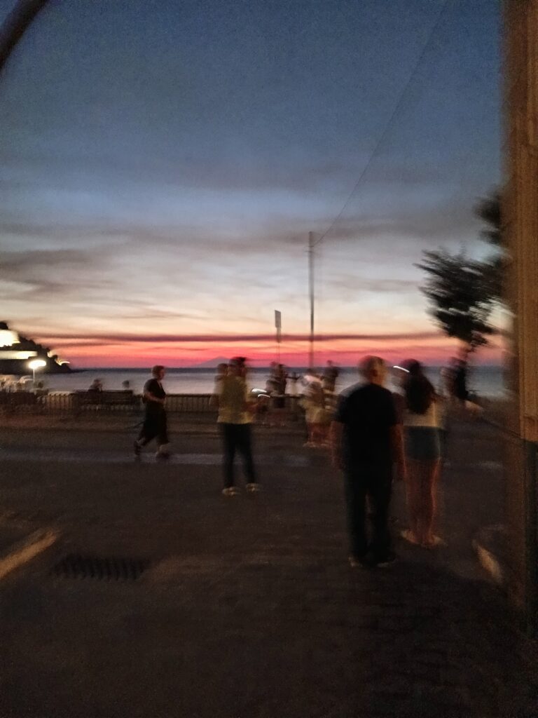 image Στην Λήμνο ο καπνός από την φωτιά στο Τσανάκαλε (βίντεο+φωτό)