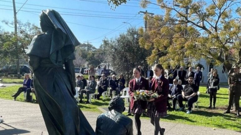 image Η Ομογένεια  γιορτάζει τη δέκατη επέτειο του εμβληματικού Μνημείου Λήμνου-Καλλίπολης στη Μελβούρνη