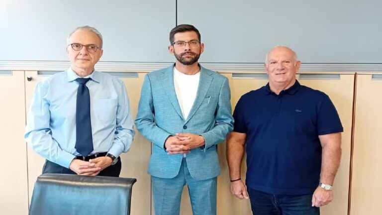 image Ο Δήμαρχος Αγίου Ευστρατίου συναντήθηκε με στελέχη της ΕΚΟ ΑΒΕΕ, για την επαναλειτουργία του πρατηρίου καυσίμων.