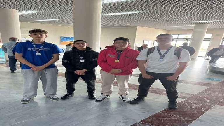 image Επιτυχία για τους αθλητές του Ήφαιστου – Κατέκτησαν το αργυρό μετάλλιο στο Τουρνουά Αιγαίου της Ε.Ο.Κ.