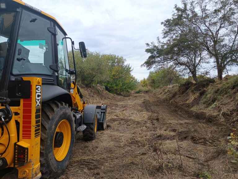 image Λήμνο: Ξεκίνησαν οι καθαρισμοί ρεμάτων, έναρξη από “Χανδριά”  – Έργο 400.000 ευρώ από την Περιφέρεια Βορείου Αιγαίου
