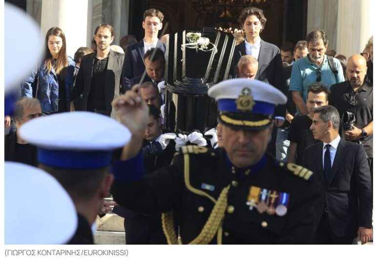 image «Έκανε τη ζωή τραγούδι – Άγγιξε την ψυχή μας ανεξίτηλα» – Η Ελλάδα αποχαιρέτησε το Νιόνιο της