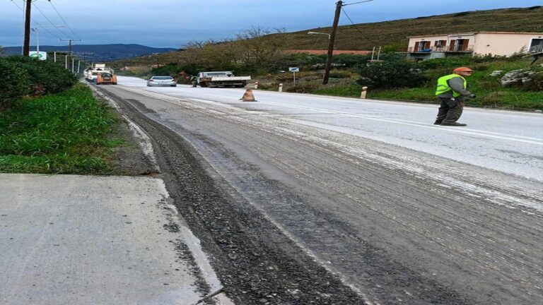 image Περιφερειάκη Ενότητα Λήμνου: Ξεκίνησαν οι εργασίες ασφαλτόστρωσης στον επαρχιακό Μύρινας -Μούδρου. Διακοπή της κυκλοφορίας.