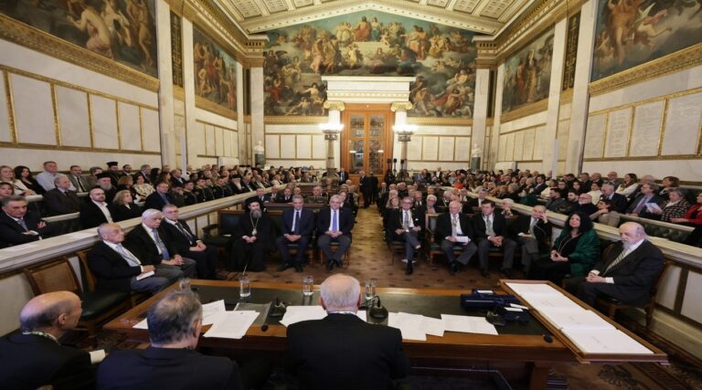 image Η Ακαδημία Αθηνών τιμά τον Γιώργο Κωνσταντέλλη και τη Λήμνο