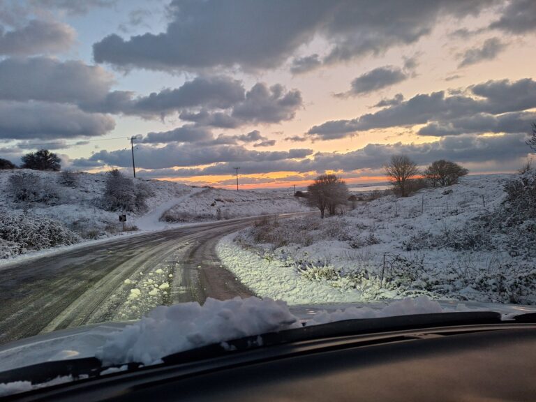 image Καιρός: Ψυχρή εισβολή με χιόνια ακόμη και σε χαμηλά υψόμετρα και δυνατούς ανέμους – Βουτιά του υδραργύρου