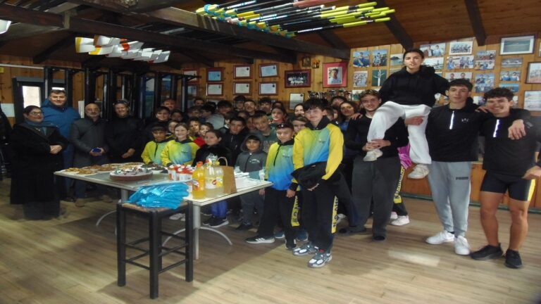 image Κοπή Πίτας στον Ναυτικό Όμιλο Λήμνου με συμμετοχή Δ.Σ. και αθλητών