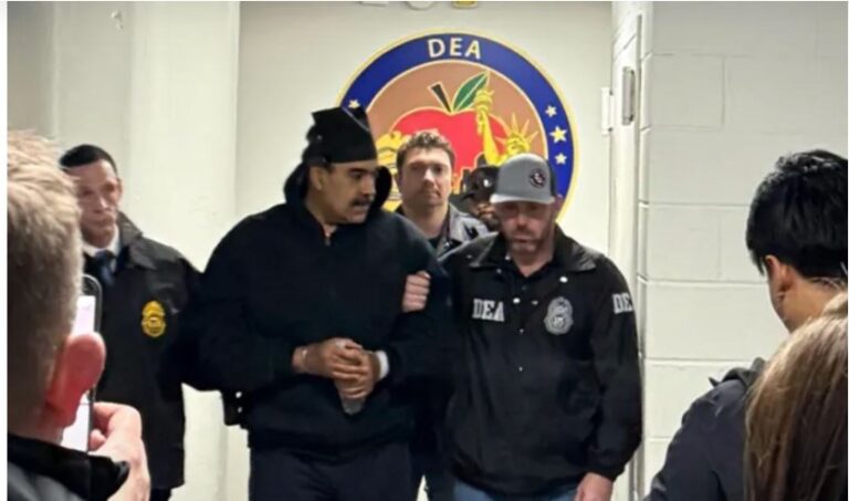 image Νικολάς Μαδούρο: Το βίντεο του Λευκού Οίκου στην DEA – «Καληνύχτα και καλή χρονιά» είπε στους πράκτορες