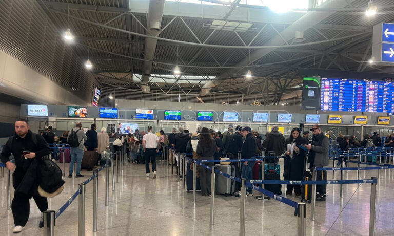 image FIR Αθηνών: «Μόνο 300 βαλίτσες χάθηκαν», λένε από το «Ελευθέριος Βενιζέλος»