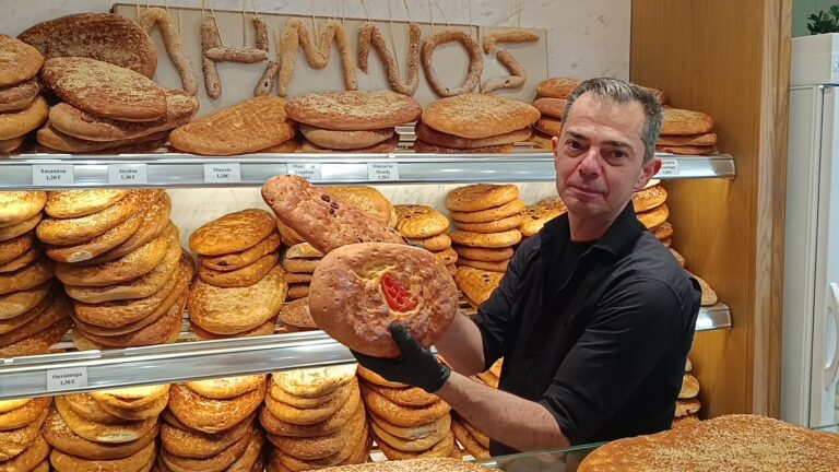 image Καταστήματα “Χρυσάφη” : Καλή Σαρακοστή ! Λαγάνες και παραδοσιακός χαλβάς σε μεγάλη ποικιλία!(Βίντεο)