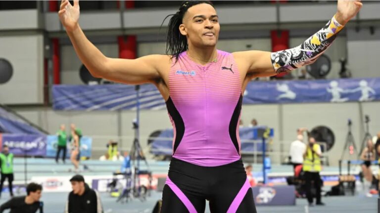 image Τρομερός Καραλής στην Παιανία: Πέταξε στα 6,17μ και «διέλυσε» το πανελλήνιο ρεκόρ, βίντεο