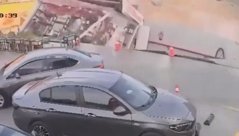 image Βενζινάδικο στο Κάιρο εξαφανίστηκε σε τρύπα 15 μέτρων – Δείτε βίντεο