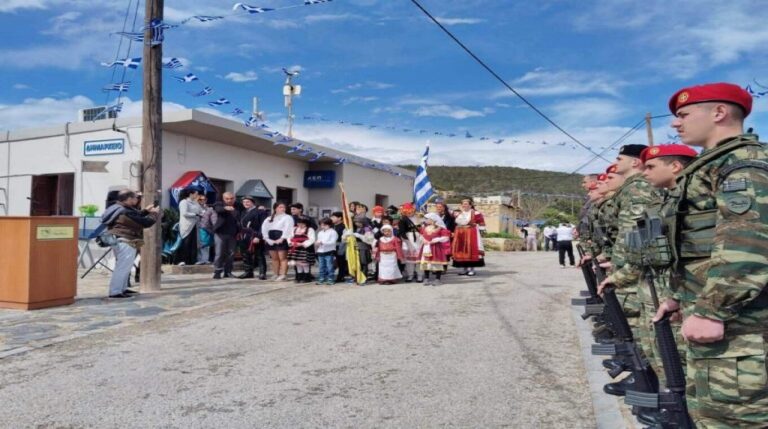 image Εγκλωβισμένοι στη Γαύδο μαθητές από σχολείο της Βούλας, πιθανόν να επιστρέψουν με φρεγάτα του Πολεμικού Ναυτικού