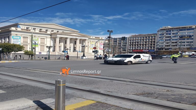 image Πειραιάς: Μάχη για τη ζωή του δίνει ο 17χρονος που παρασύρθηκε από λεωφορείο – Τι υποστήριξε ο οδηγός