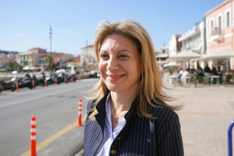 image Στη Μυτιλήνη για το τάμα στον Ταξιάρχη η Μαρία Καρυστιανού