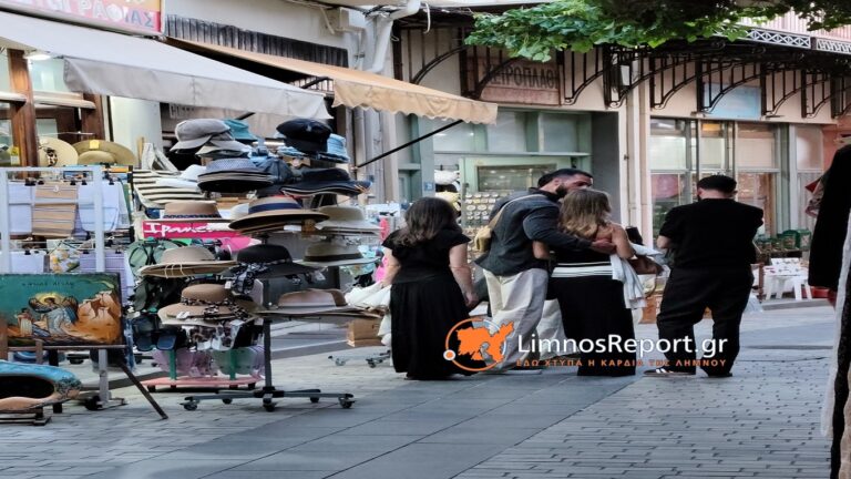image «Βουλιάζει» η Λήμνος για το τριήμερο του Αγίου Πνεύματος – Πληρότητα που αγγίζει το 90% και εξαντλημένα αεροπορικά εισιτήρια