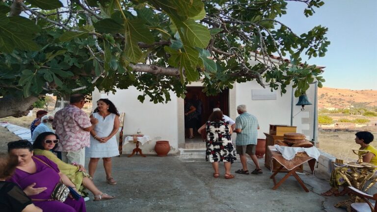 image Πανηγυρίζει το ιστορικό Εξωκκλήσι των Αγίων Κηρύκου και Ιουλίττης στην Παραλία Πλατέος
