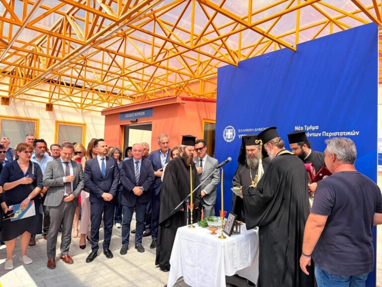 image «Θερμή» υποδοχή στον Άδωνι Γεωργιάδη στη Λήμνο – Κινητοποιήσεις έξω από το Νοσοκομείο